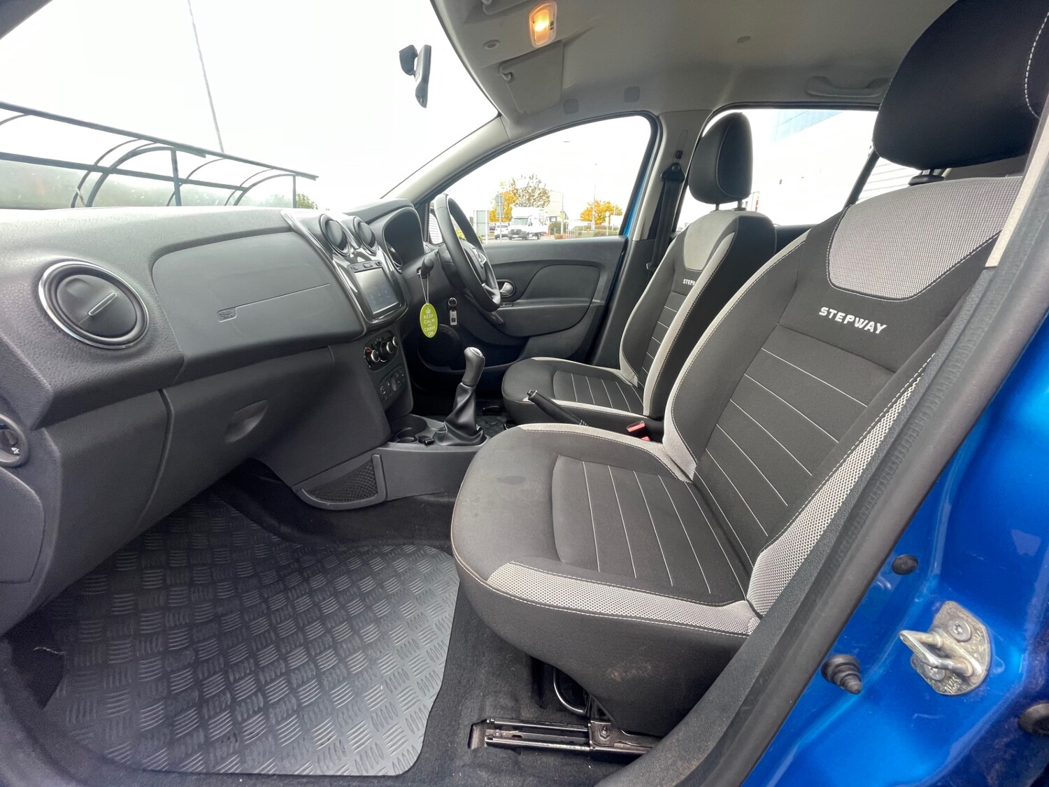 Used Dacia Sandero Stepway 2018 for sale - 76352337: Photo 50