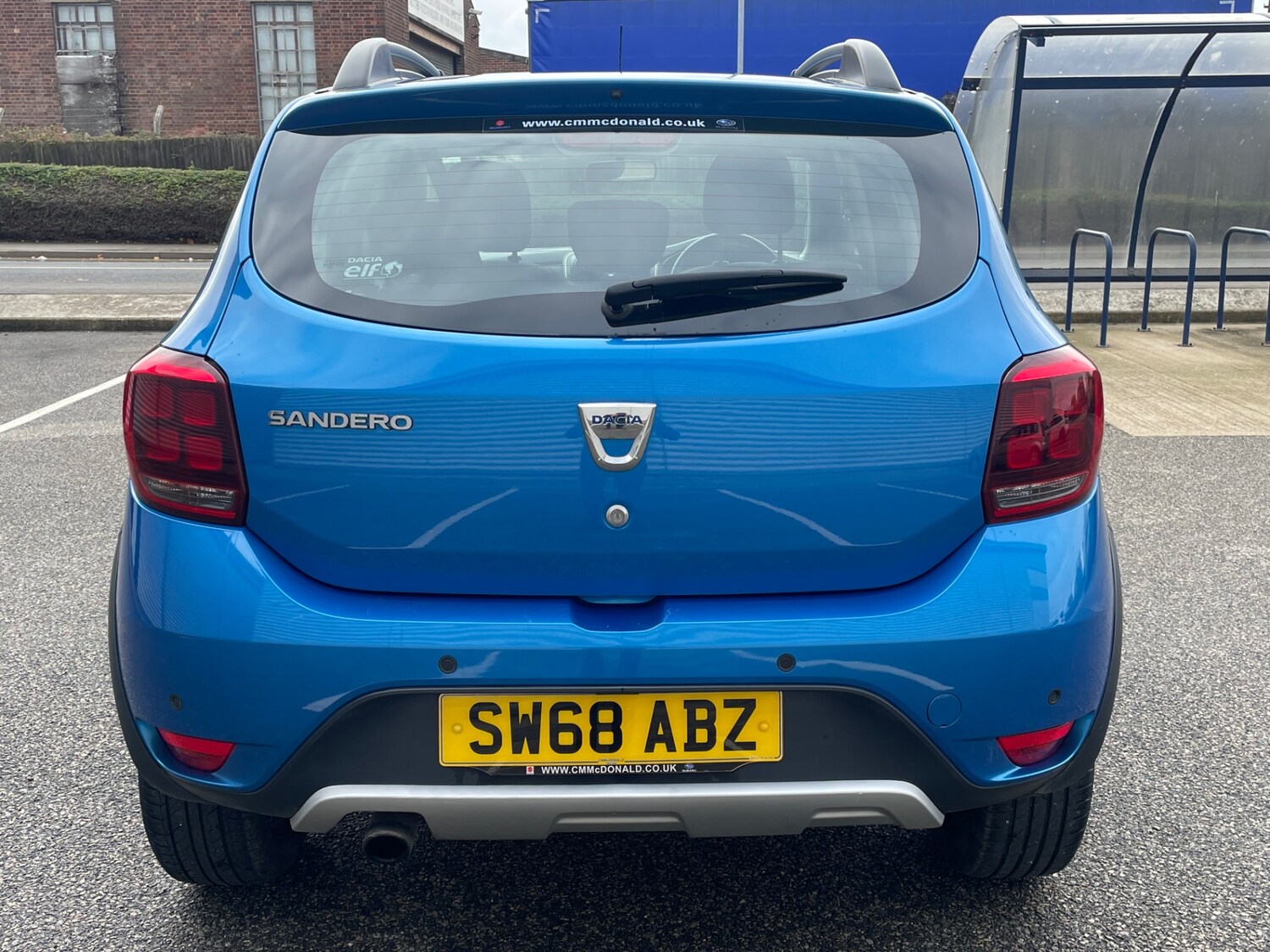 Used Dacia Sandero Stepway 2018 for sale - 76352337: Photo 8
