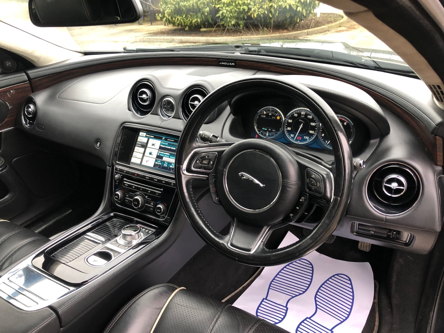 Used Jaguar XJ 2014 for sale - 77354081: Photo 34