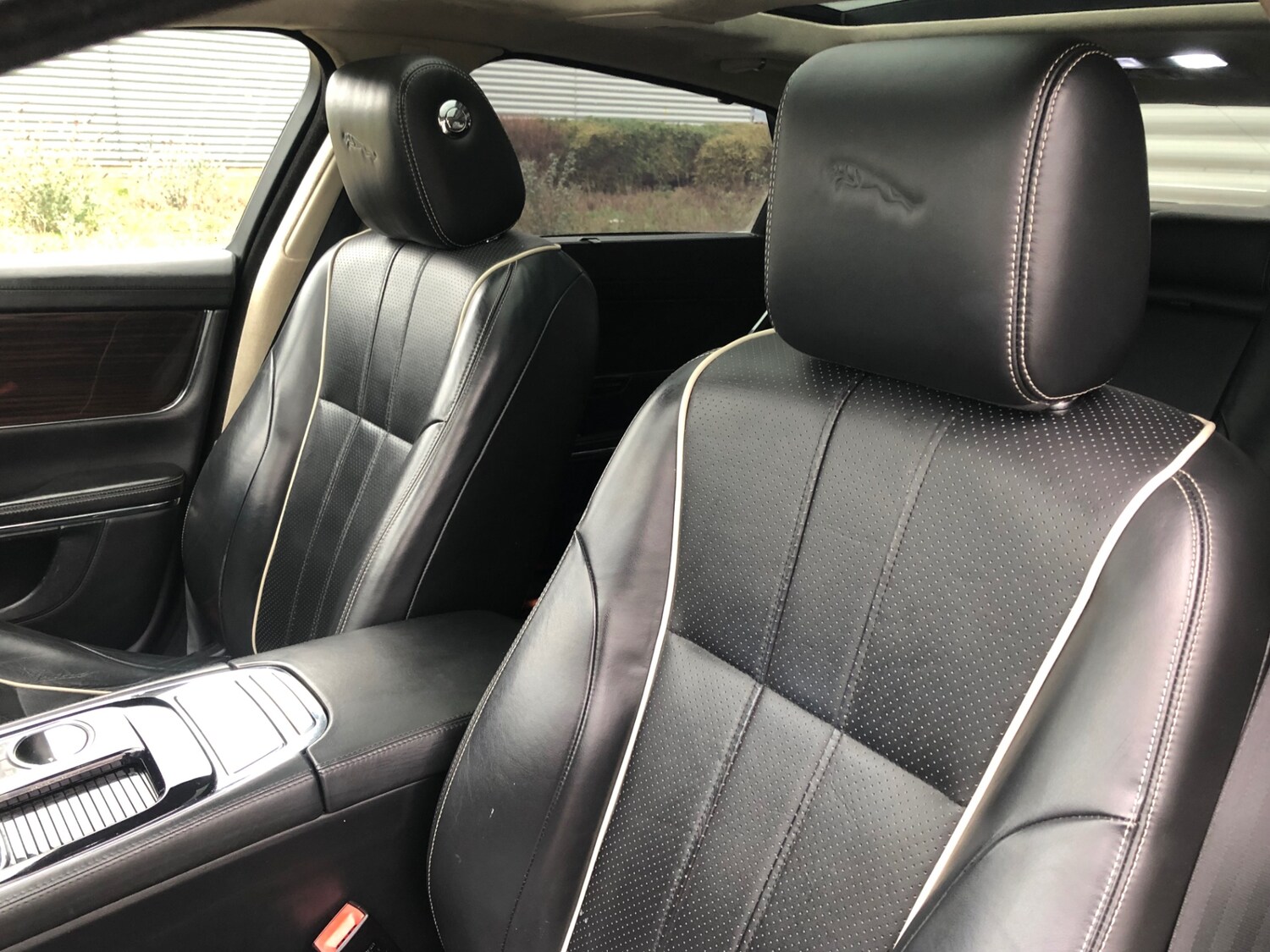 Used Jaguar XJ 2014 for sale - 77354081: Photo 39