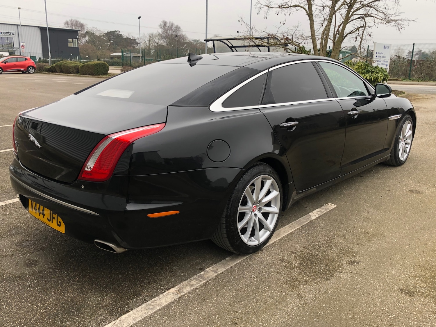 Used Jaguar XJ 2014 for sale - 77354081: Photo 71