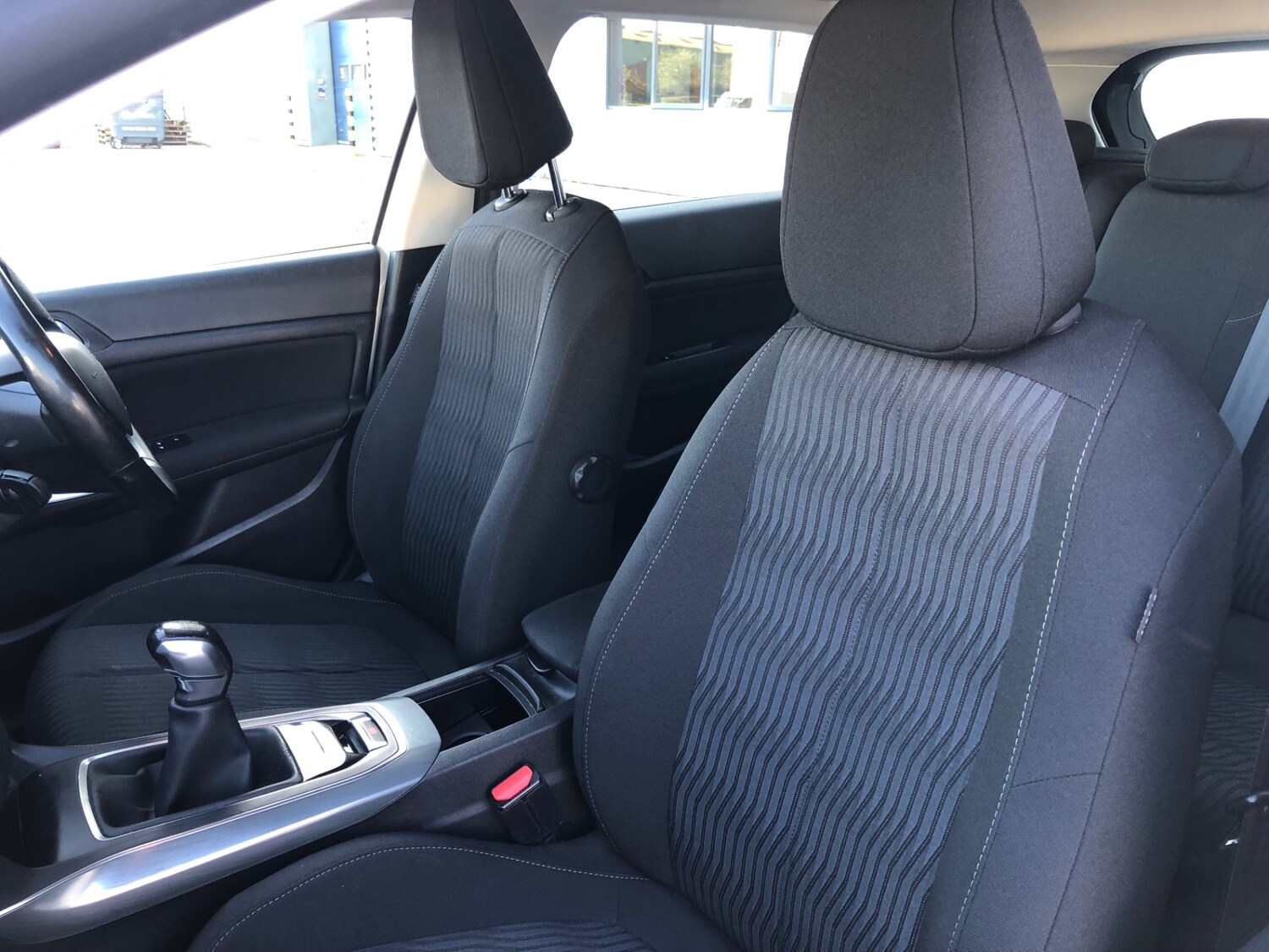 Used Peugeot 308 2015 for sale - 78054881: Photo 32