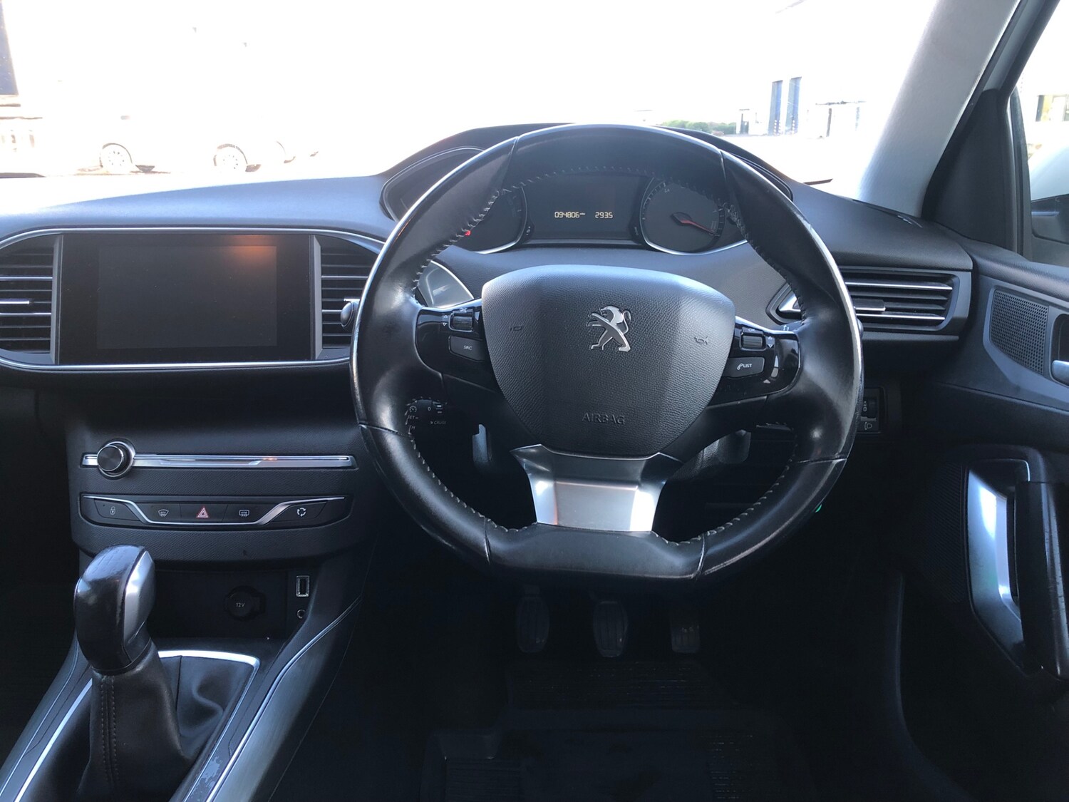 Used Peugeot 308 2015 for sale - 78054881: Photo 37