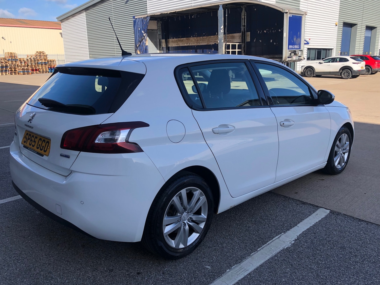 Used Peugeot 308 2015 for sale - 78054881: Photo 5