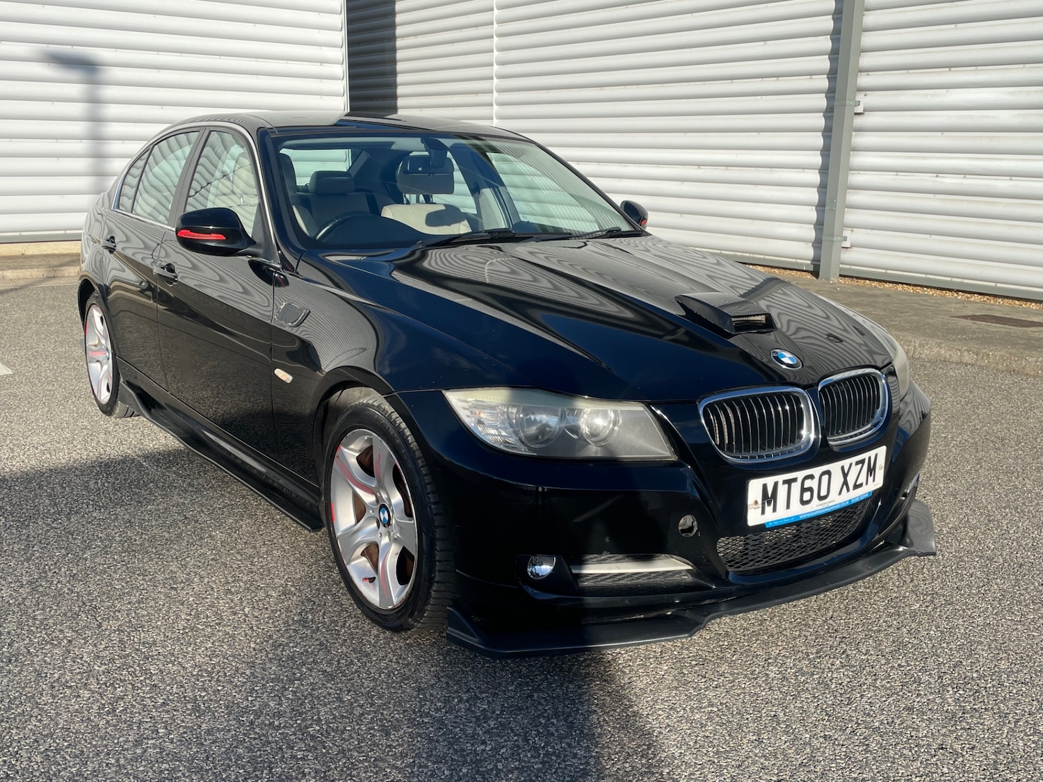 Used BMW 3 Series 2011 for sale - 76027943: Photo 2