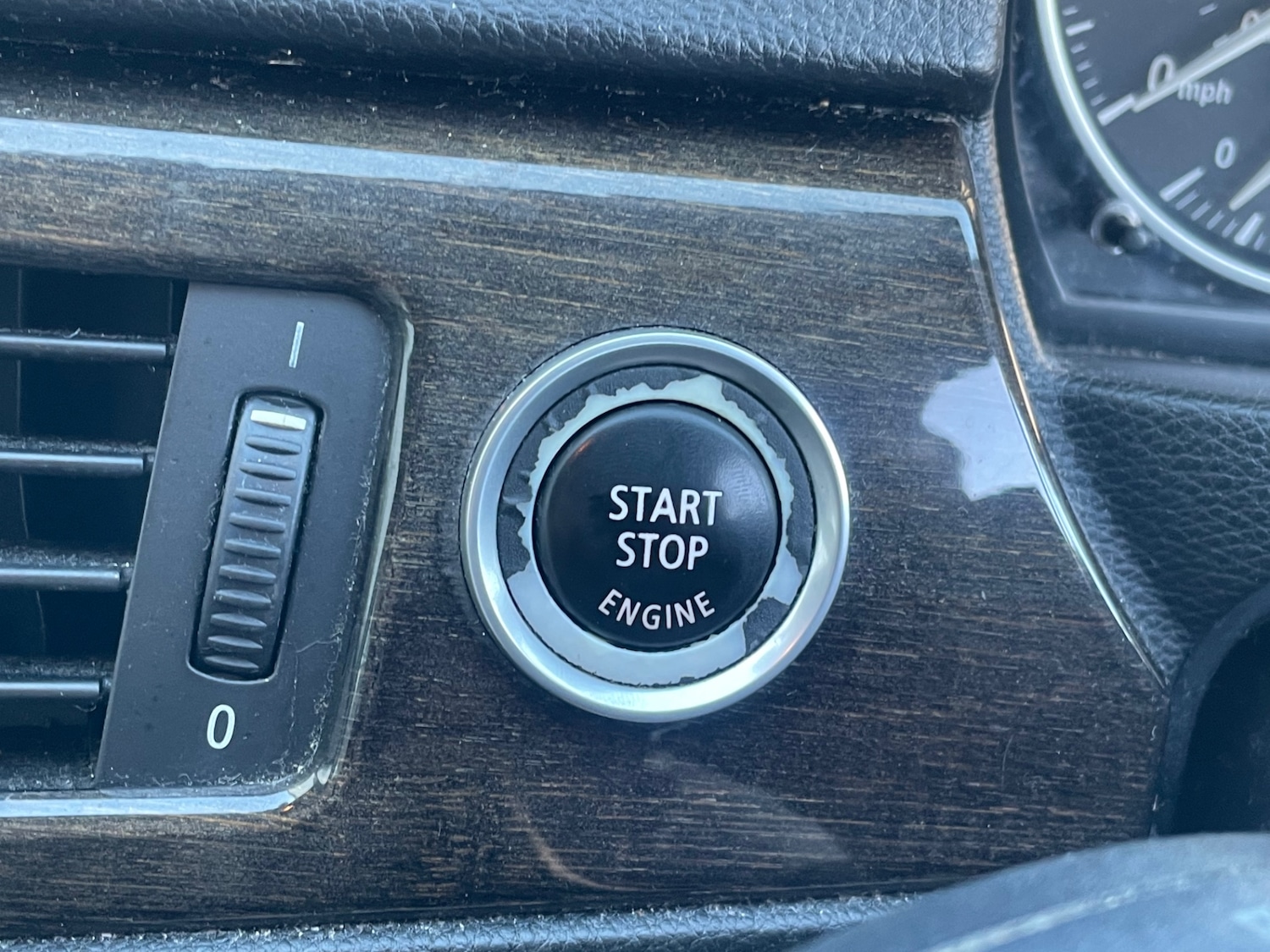 Used BMW 3 Series 2011 for sale - 76027943: Photo 34