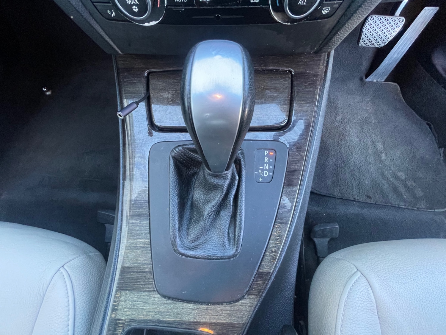 Used BMW 3 Series 2011 for sale - 76027943: Photo 37