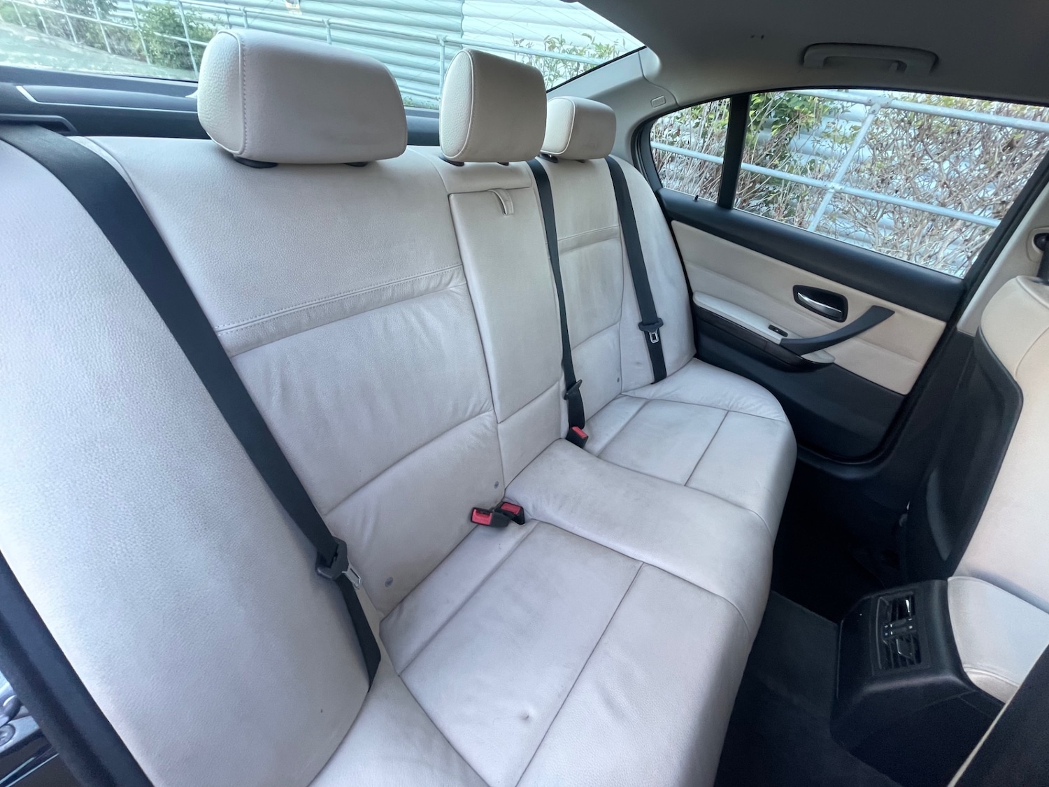 Used BMW 3 Series 2011 for sale - 76027943: Photo 39