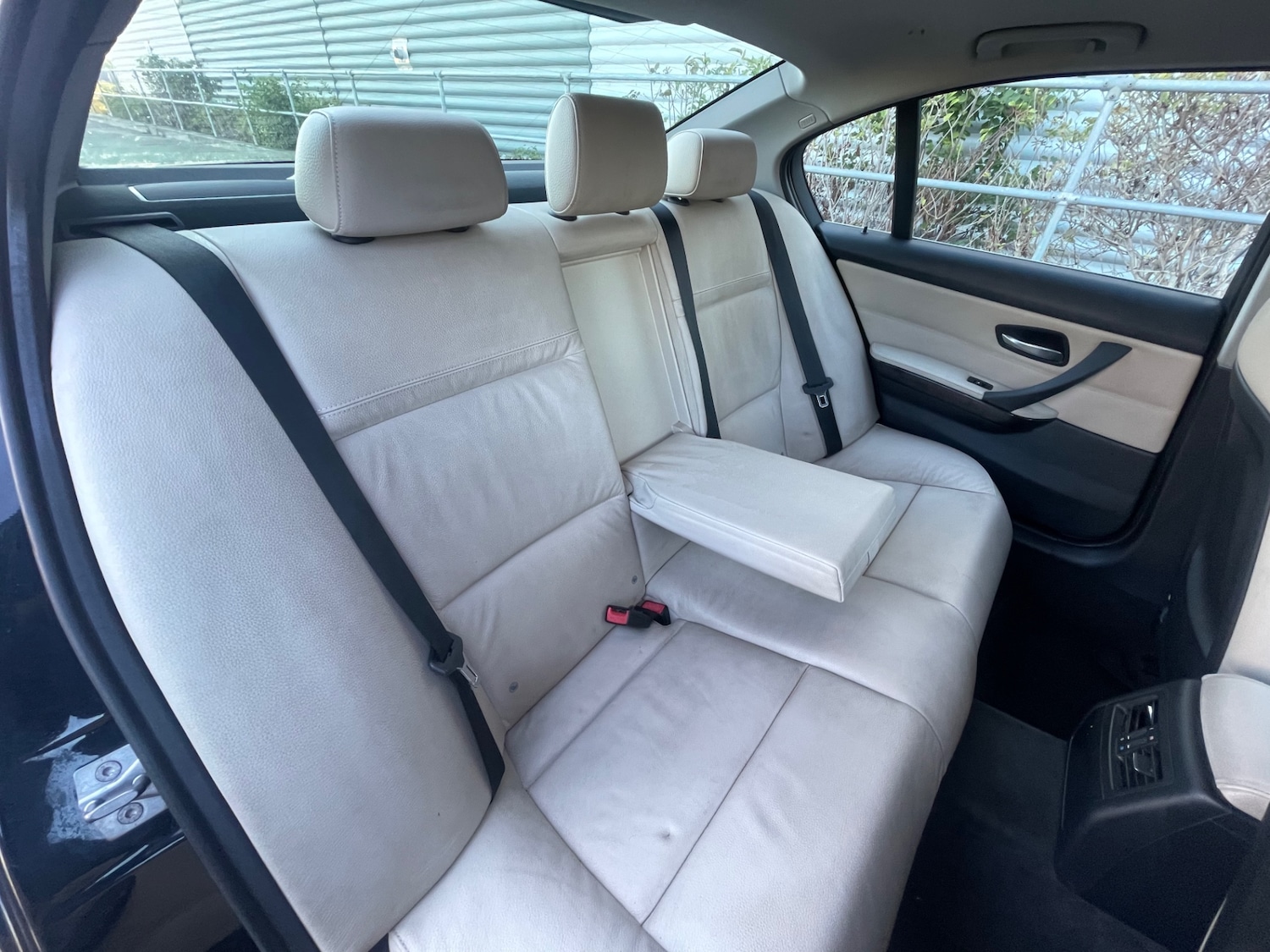 Used BMW 3 Series 2011 for sale - 76027943: Photo 40