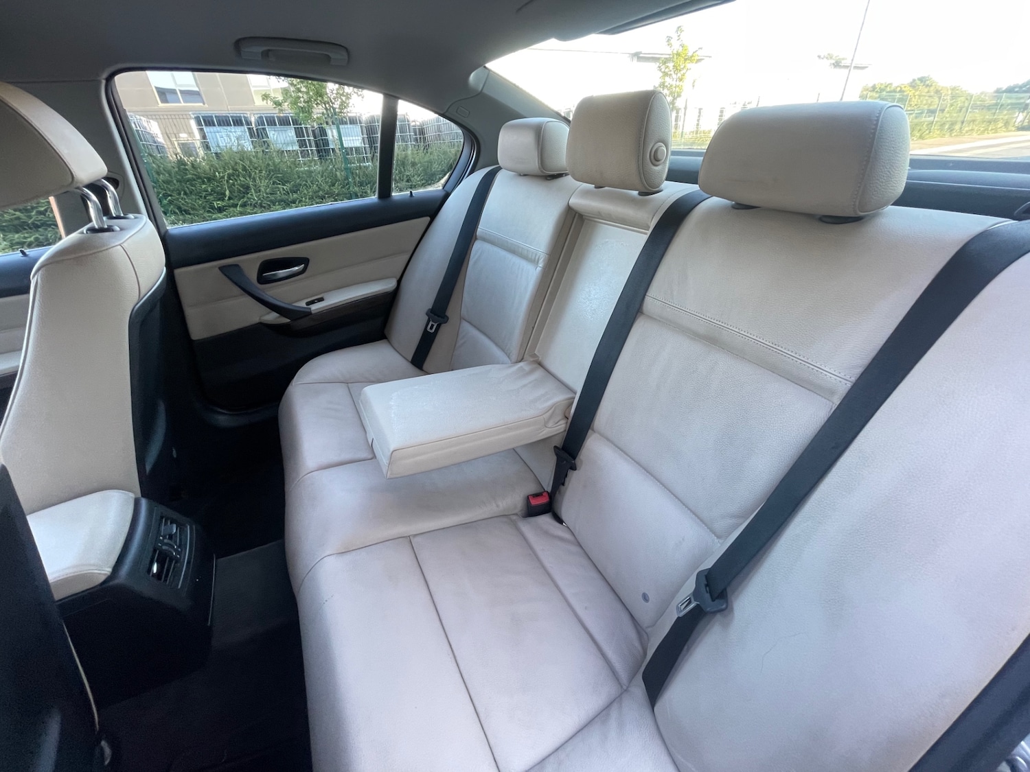 Used BMW 3 Series 2011 for sale - 76027943: Photo 43