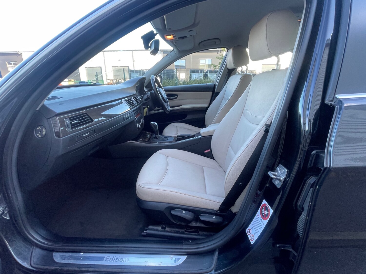 Used BMW 3 Series 2011 for sale - 76027943: Photo 48