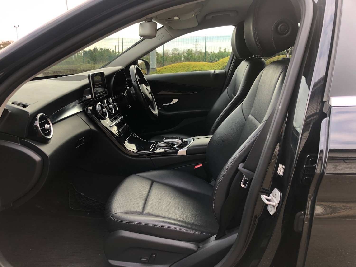 Used Mercedes-Benz C Class 2015 for sale - 78028268: Photo 29