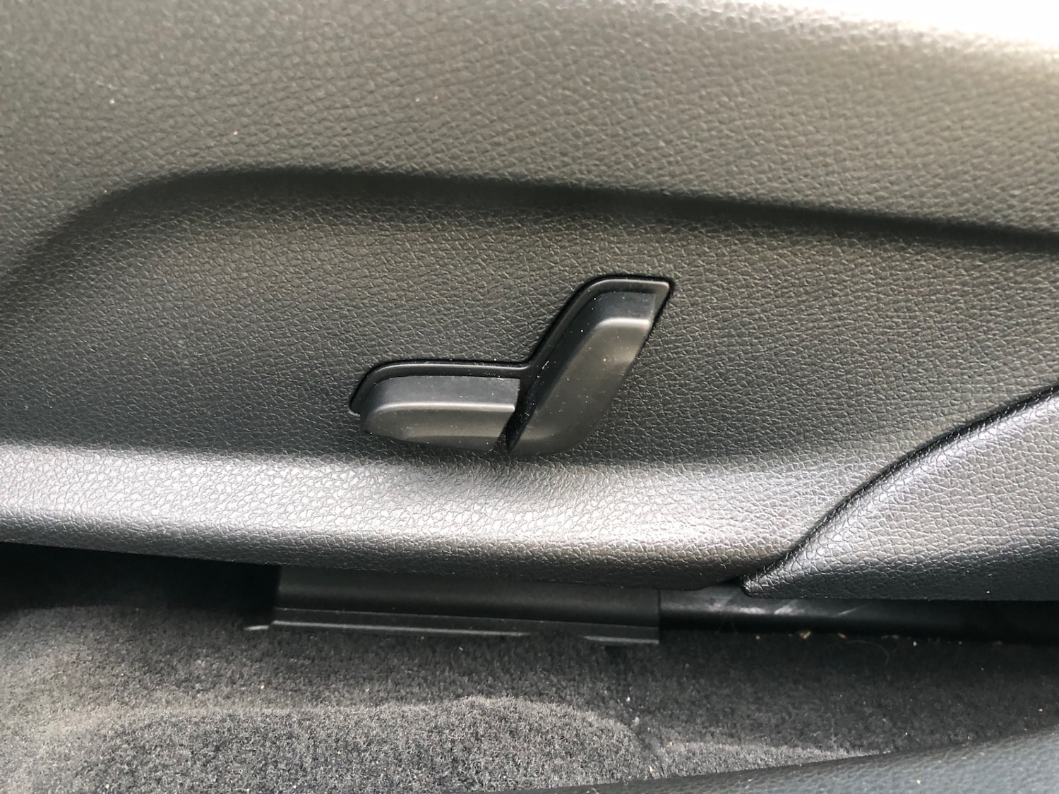 Used Mercedes-Benz C Class 2015 for sale - 78028268: Photo 31