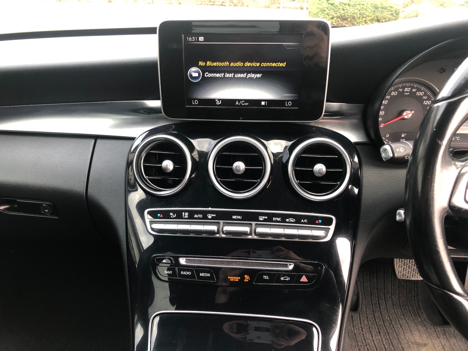 Used Mercedes-Benz C Class 2015 for sale - 78028268: Photo 39