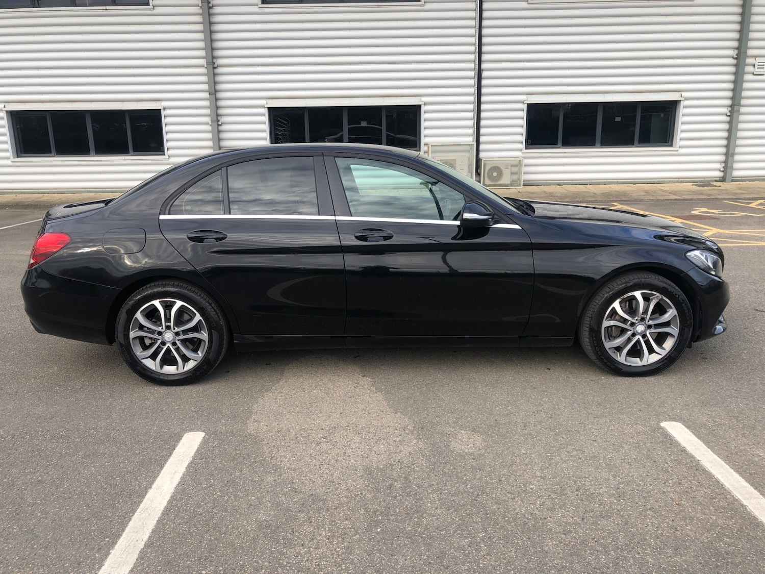 Used Mercedes-Benz C Class 2015 for sale - 78028268: Photo 7