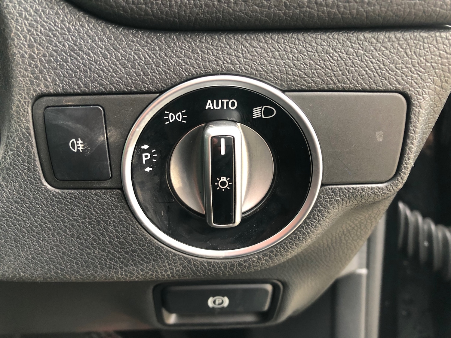 Used Mercedes-Benz CLA 2014 for sale - 77354320: Photo 48