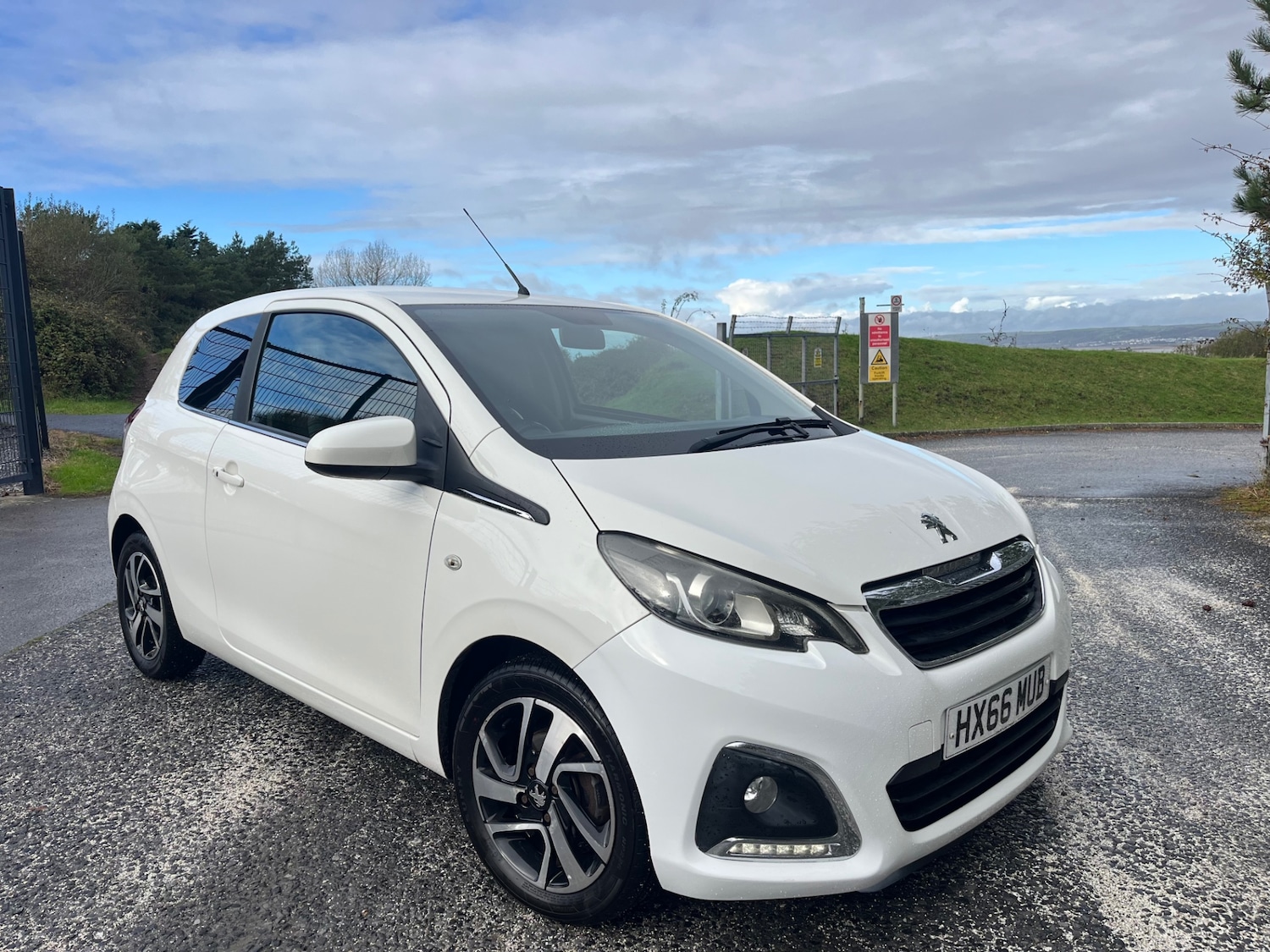 Used Peugeot 108 2016 for sale - 76650689: Photo 1