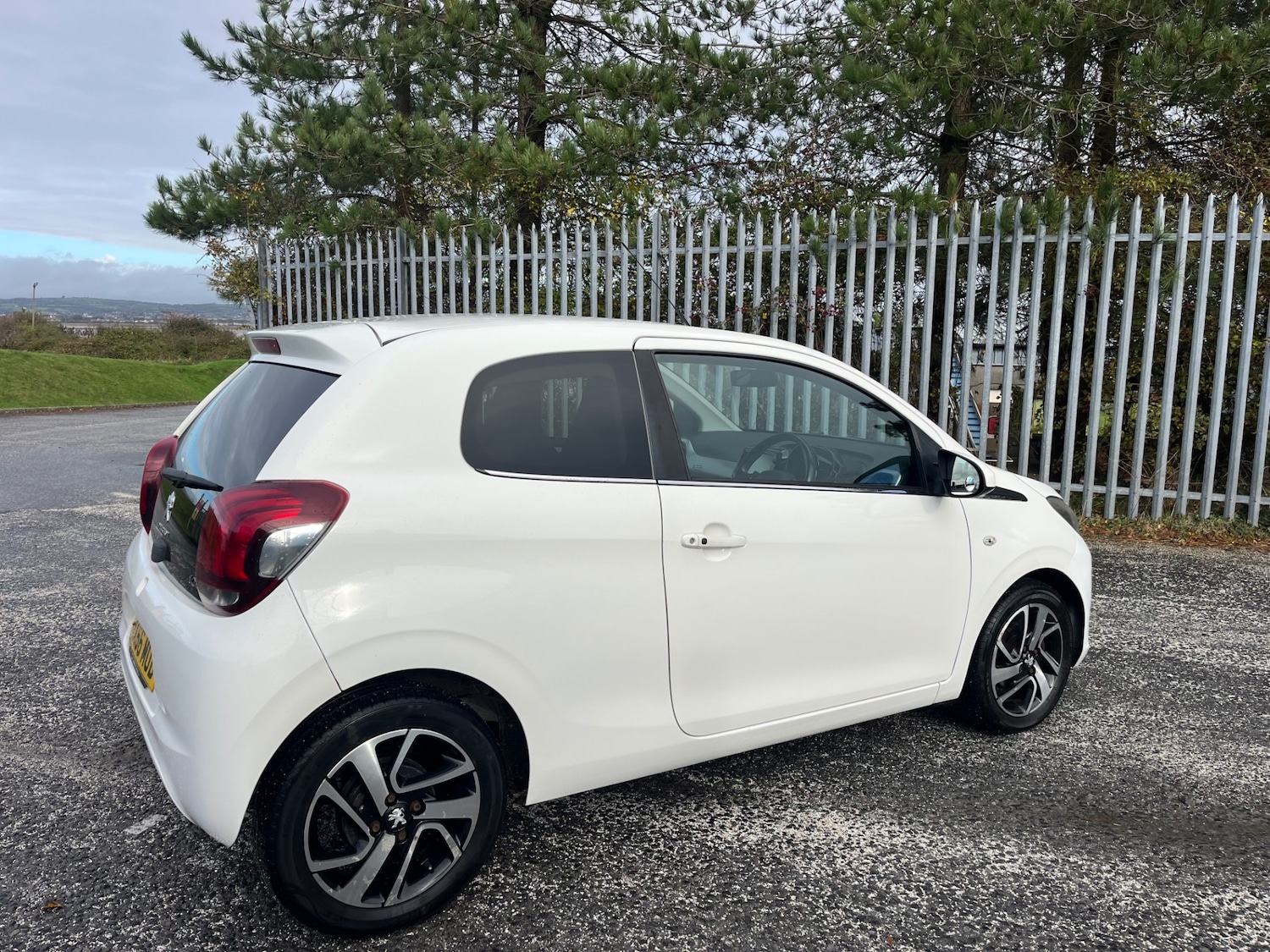 Used Peugeot 108 2016 for sale - 76650689: Photo 3