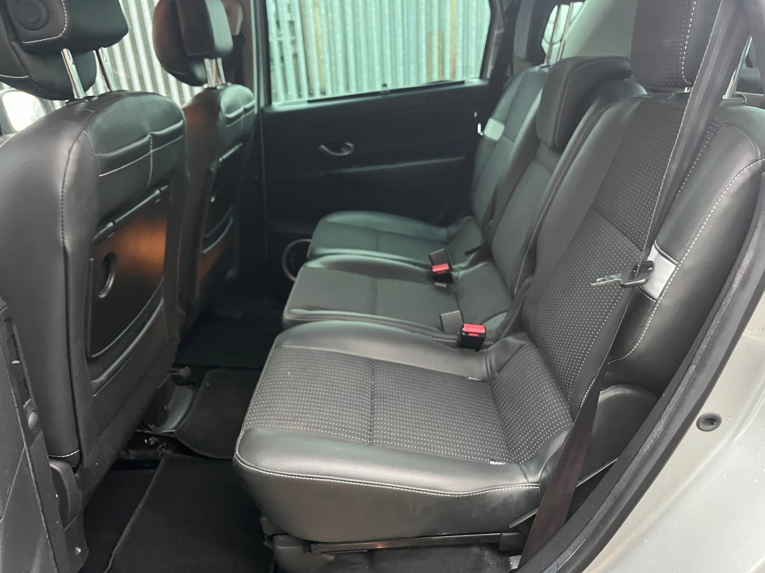 Used Renault Scenic 2011 for sale - 77258513: Photo 9