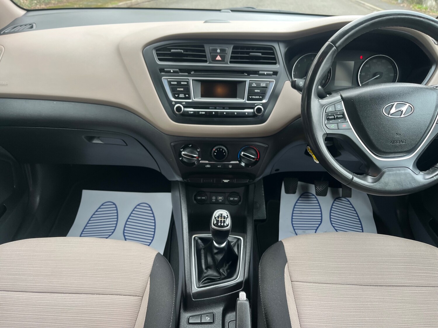 Used Hyundai i20 2015 for sale - 77404530: Photo 10