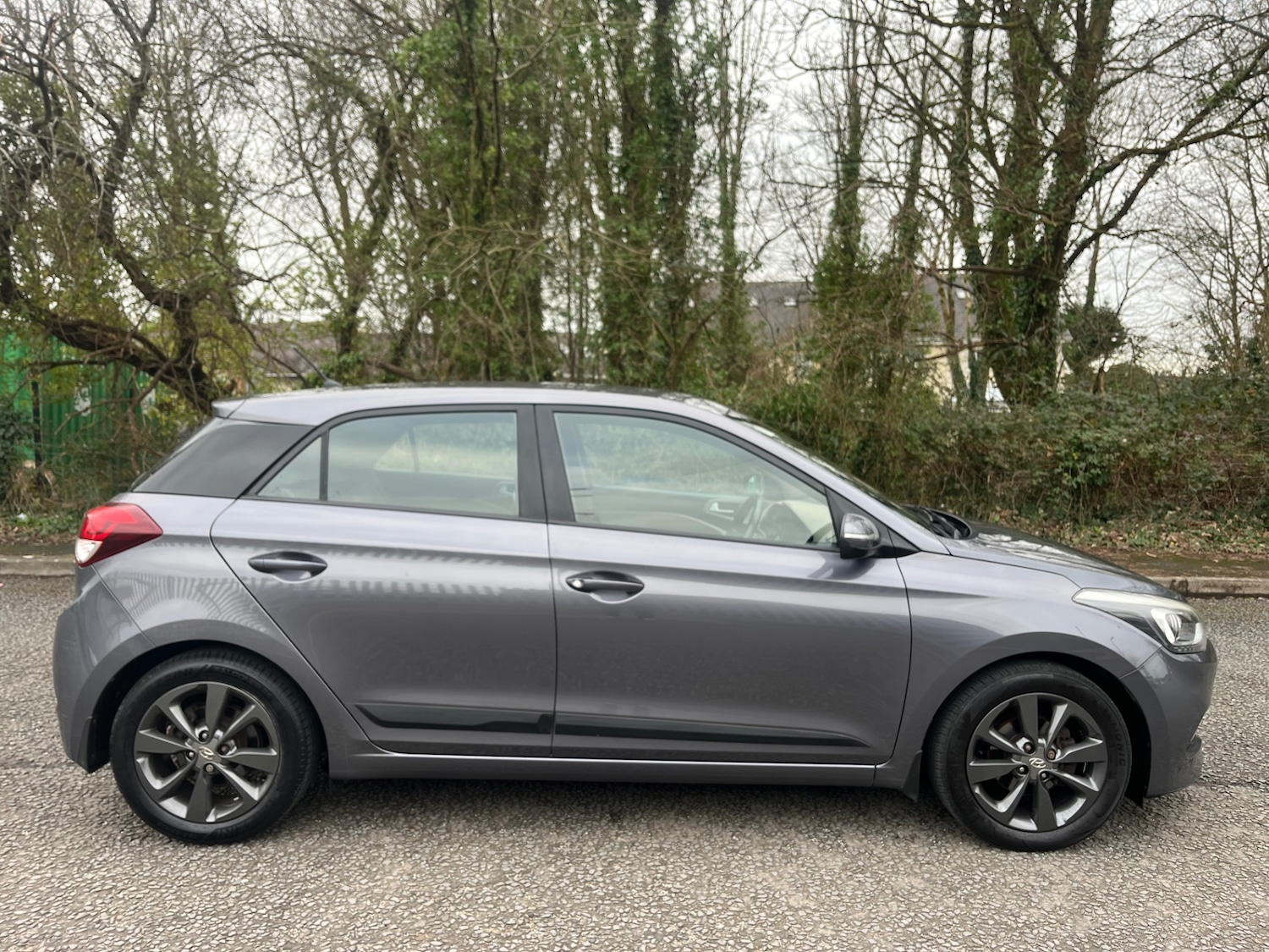 Used Hyundai i20 2015 for sale - 77404530: Photo 2