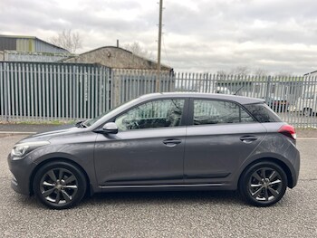 Used Hyundai i20 2015 for sale - 77404530: Photo