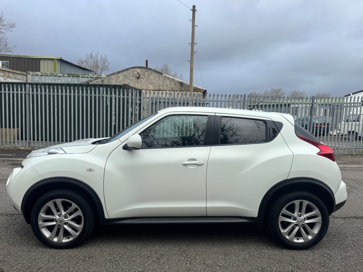 Used Nissan Juke 2011 for sale - 77567938: Photo 4