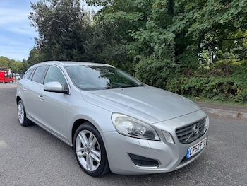 Used Volvo V60 2012 for sale - 79404063: Photo