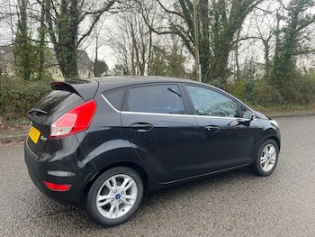 Used Ford Fiesta 2015 for sale - 77179979: Photo