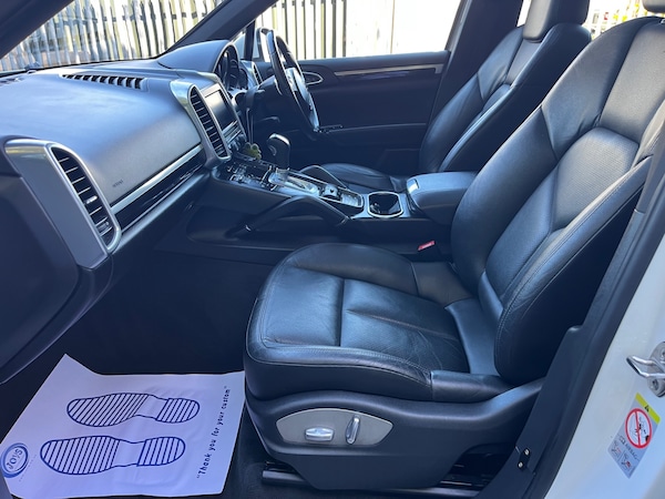 Used Porsche Cayenne 2012 for sale - 76088267: Photo 9