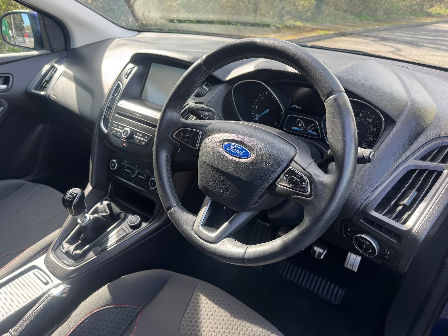 Used Ford Focus 2015 for sale - 77932348: Photo 11