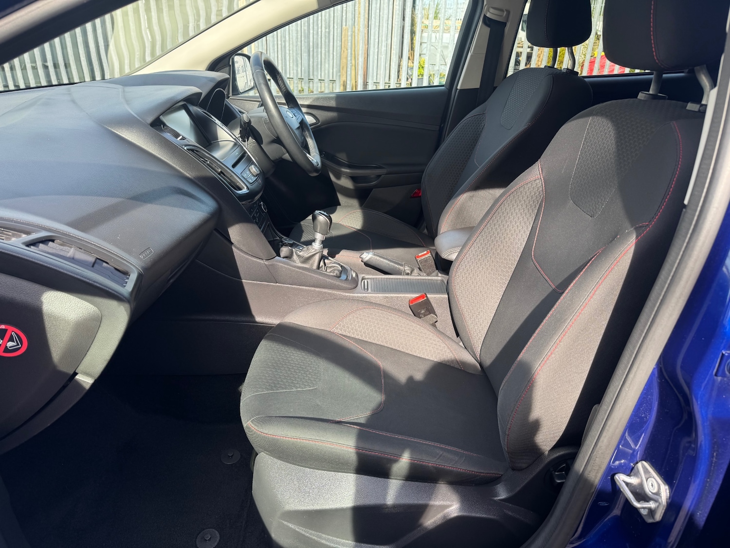 Used Ford Focus 2015 for sale - 77932348: Photo 9