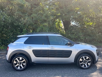 Used Citroen C4 Cactus 2016 for sale - 75212529: Photo