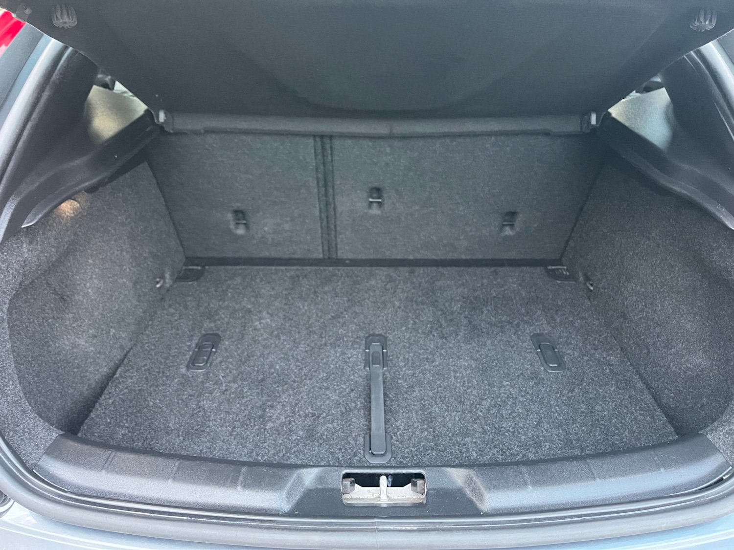 Used Volvo V40 2019 for sale - 77065487: Photo 10