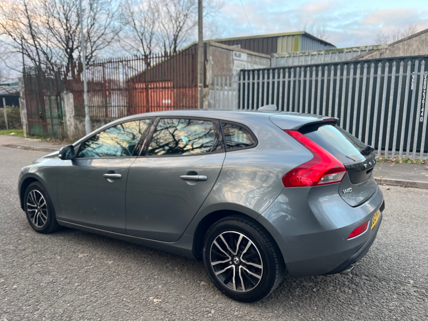 Used Volvo V40 2019 for sale - 77065487: Photo 5