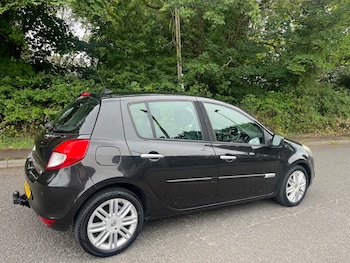 Used Renault Clio 2011 for sale - 75501087: Photo