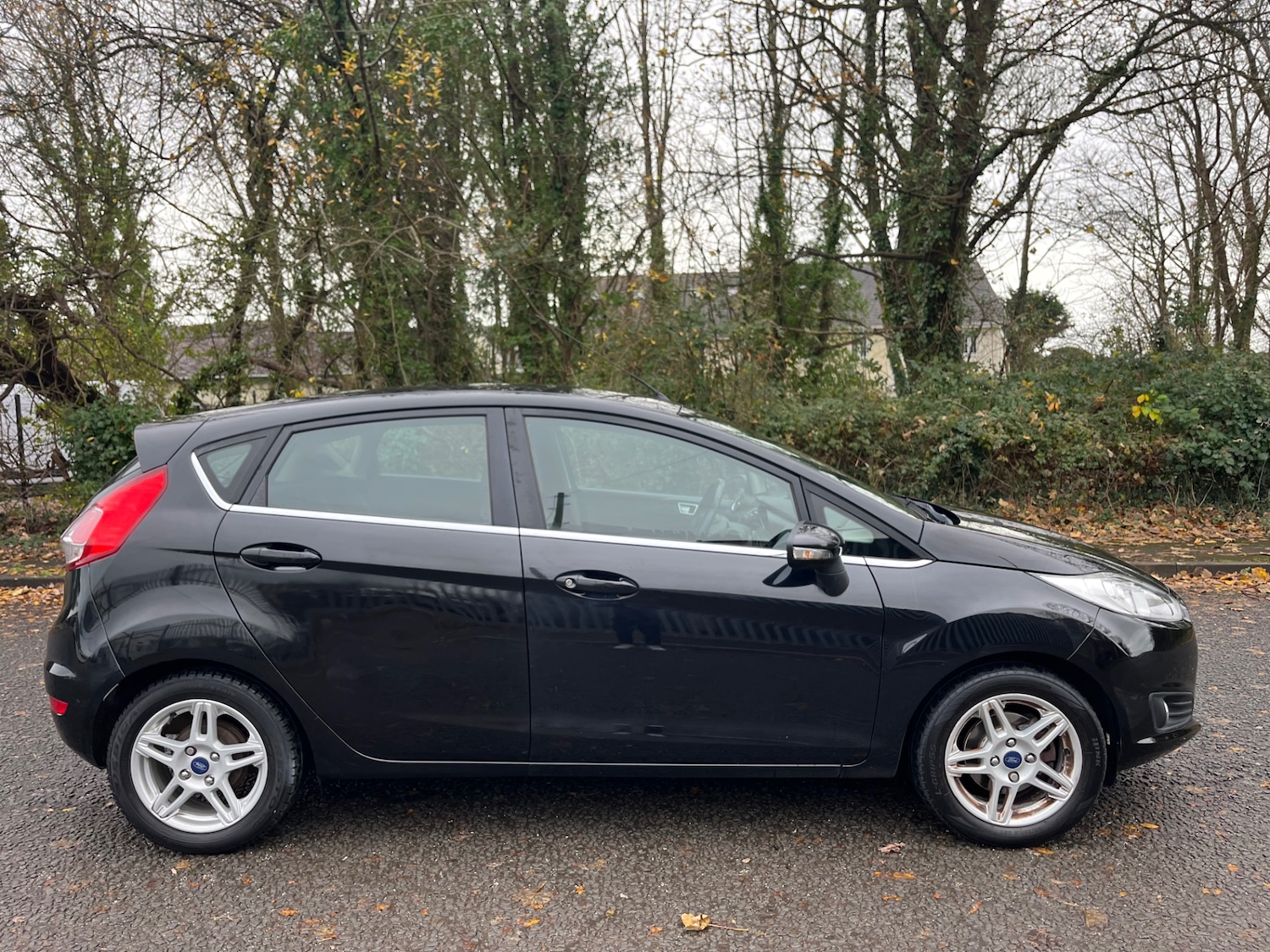 Used Ford Fiesta 2013 for sale - 76863681: Photo 2