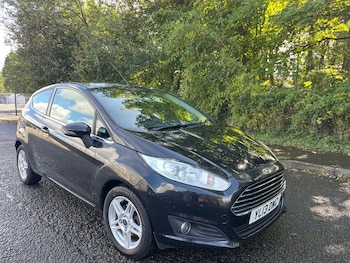2014 (13) - 1.0 EcoBoost Zetec 3dr* £20 TAX LONG MOT TWO KEYS *