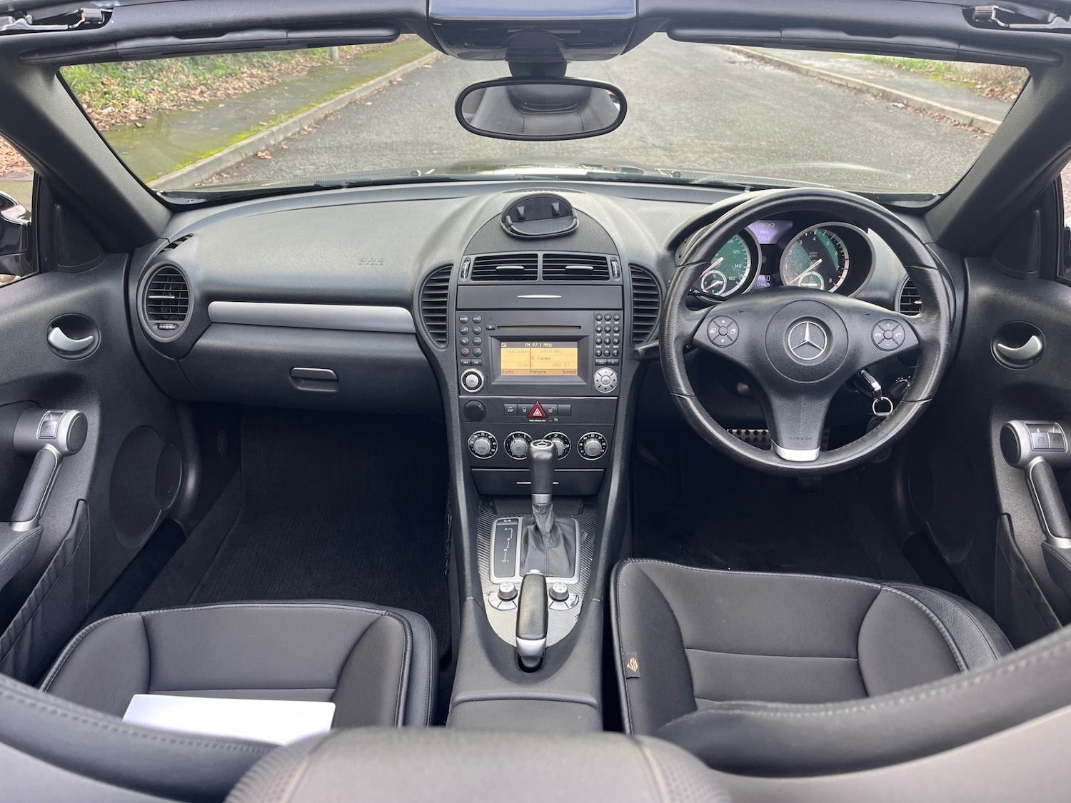 Used Mercedes-Benz SLK 2009 for sale - 76686922: Photo 14