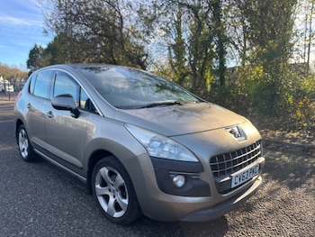 Peugeot - 3008