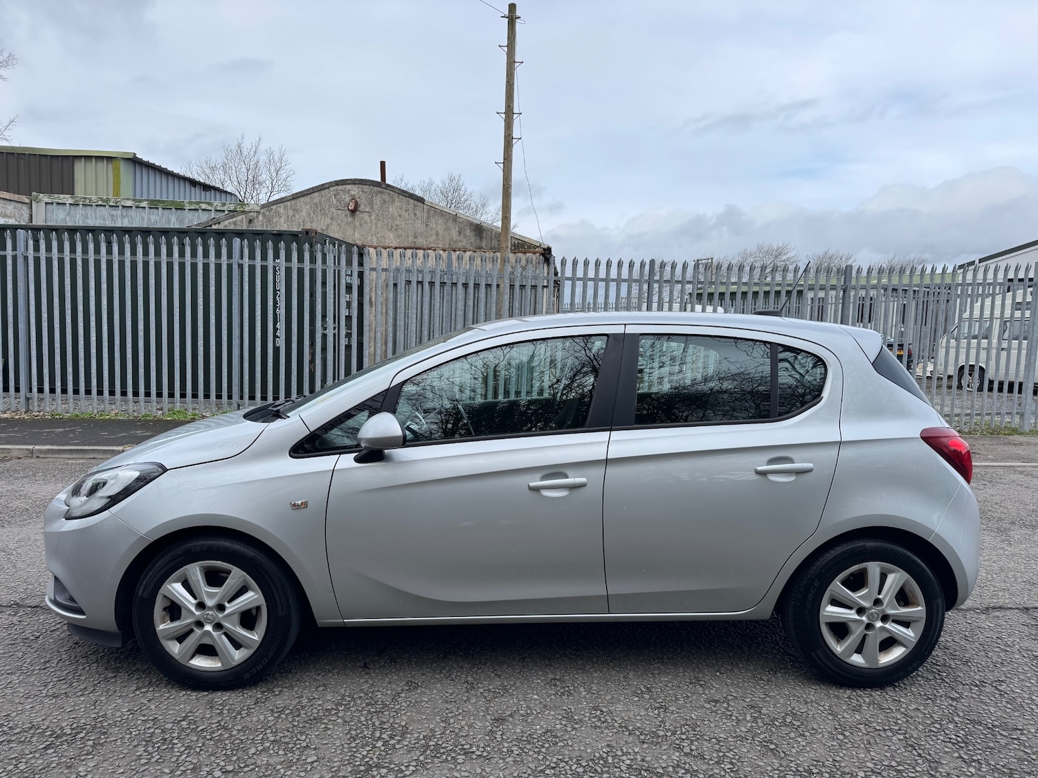 Used Vauxhall Corsa 2016 for sale - 77579510: Photo 4