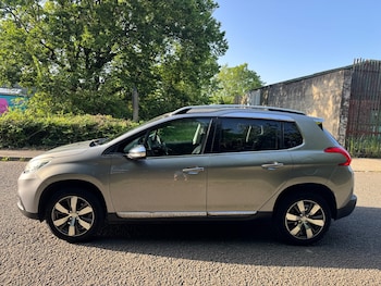 Used Peugeot 2008 2014 for sale - 78997926: Photo