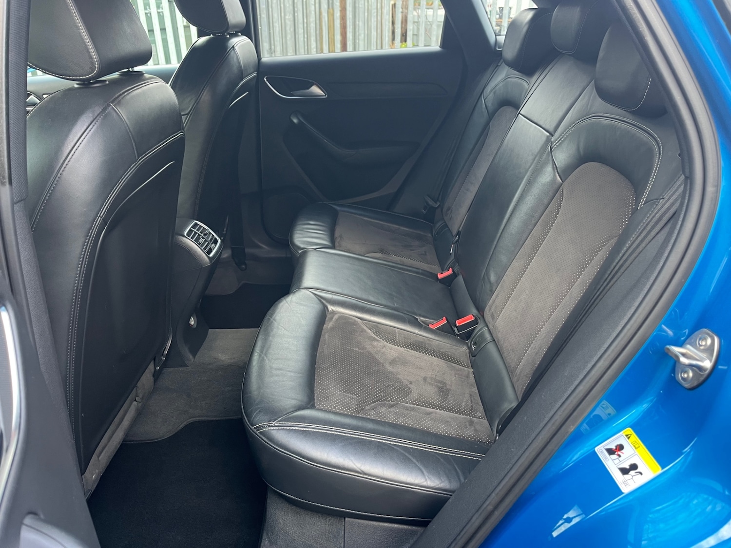 Used Audi Q3 2015 for sale - 77365378: Photo 9