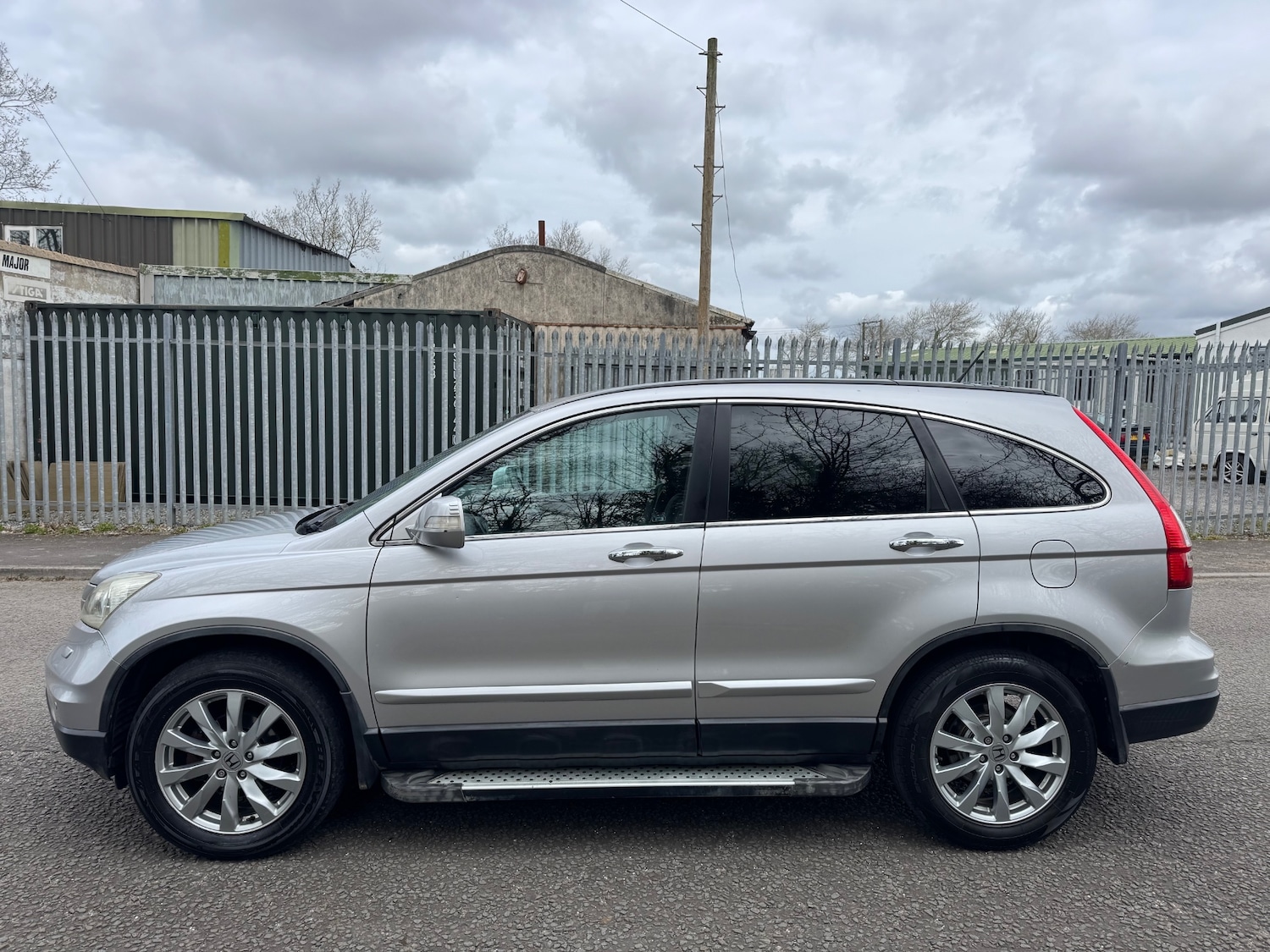 Used Honda CR-V 2010 for sale - 78026227: Photo 4