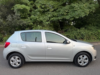 Used Dacia Sandero 2013 for sale - 79228348: Photo