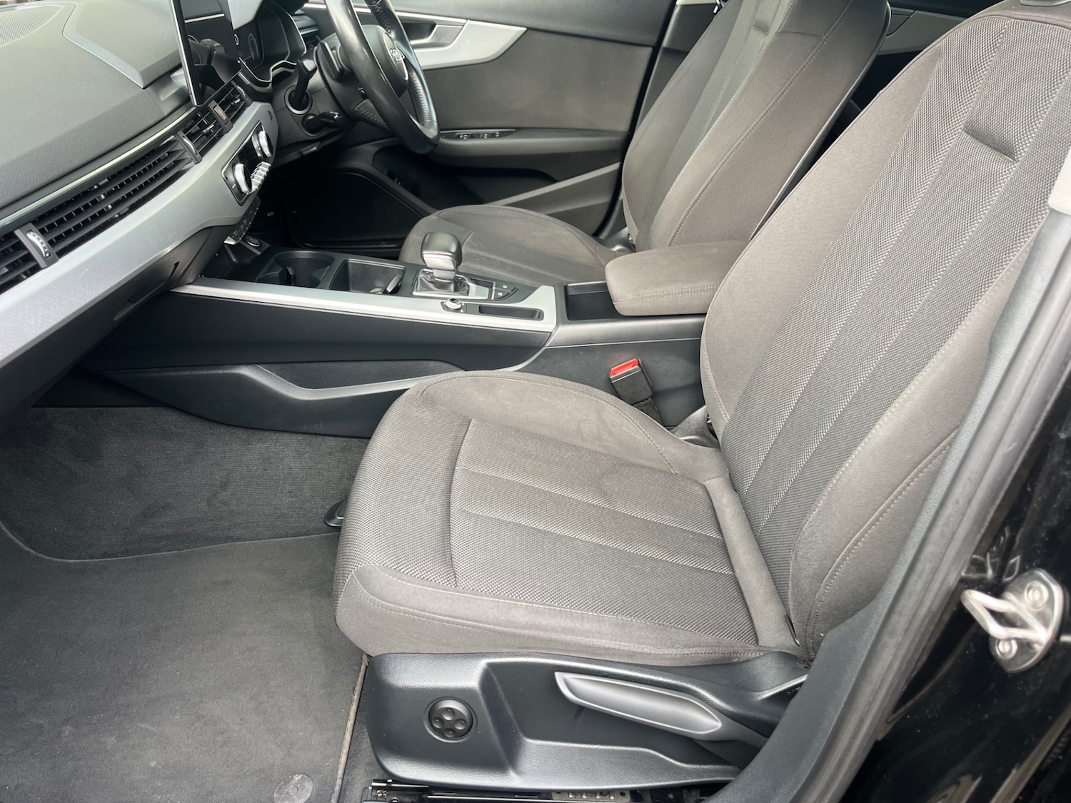 Used Audi A4 2020 for sale - 77461681: Photo 7