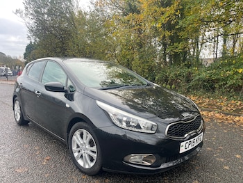 Used Kia Ceed 2015 for sale - 76497208: Photo