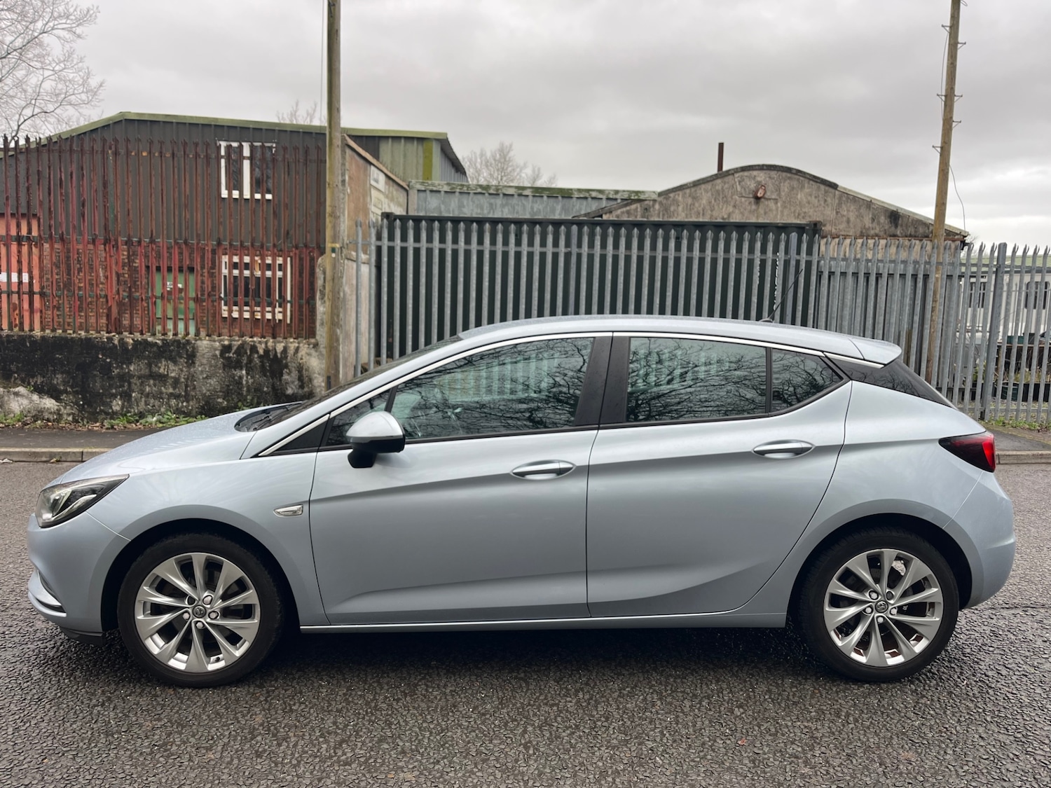 Used Vauxhall Astra 2016 for sale - 77801918: Photo 4