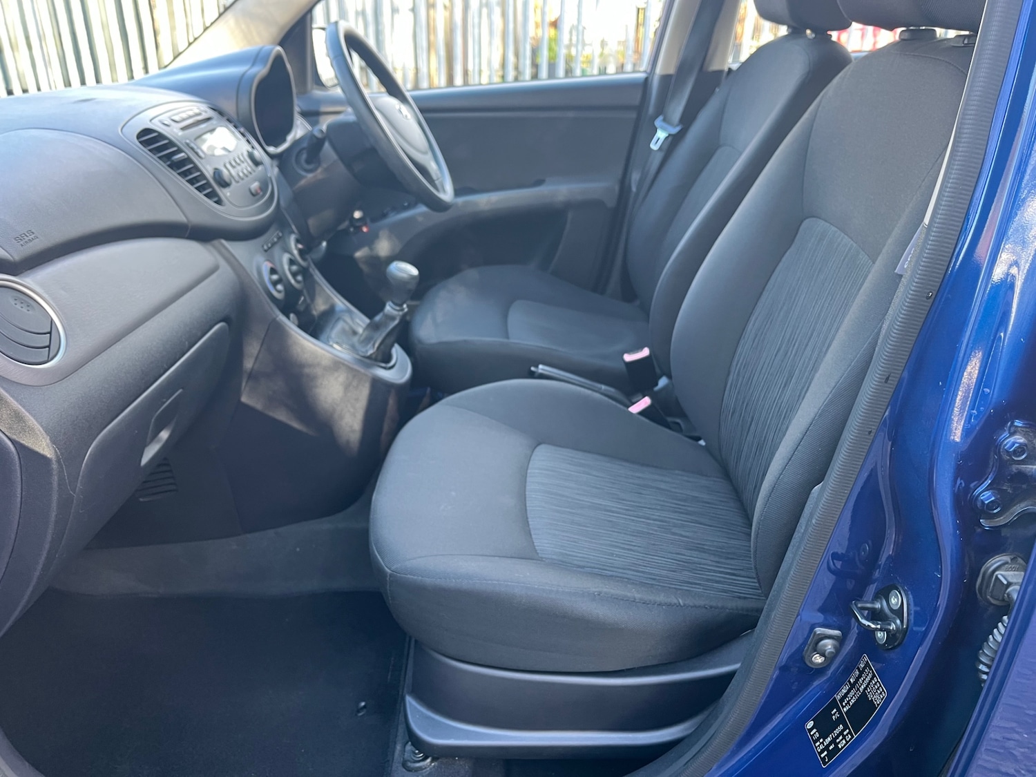 Used Hyundai i10 2011 for sale - 77432240: Photo 8