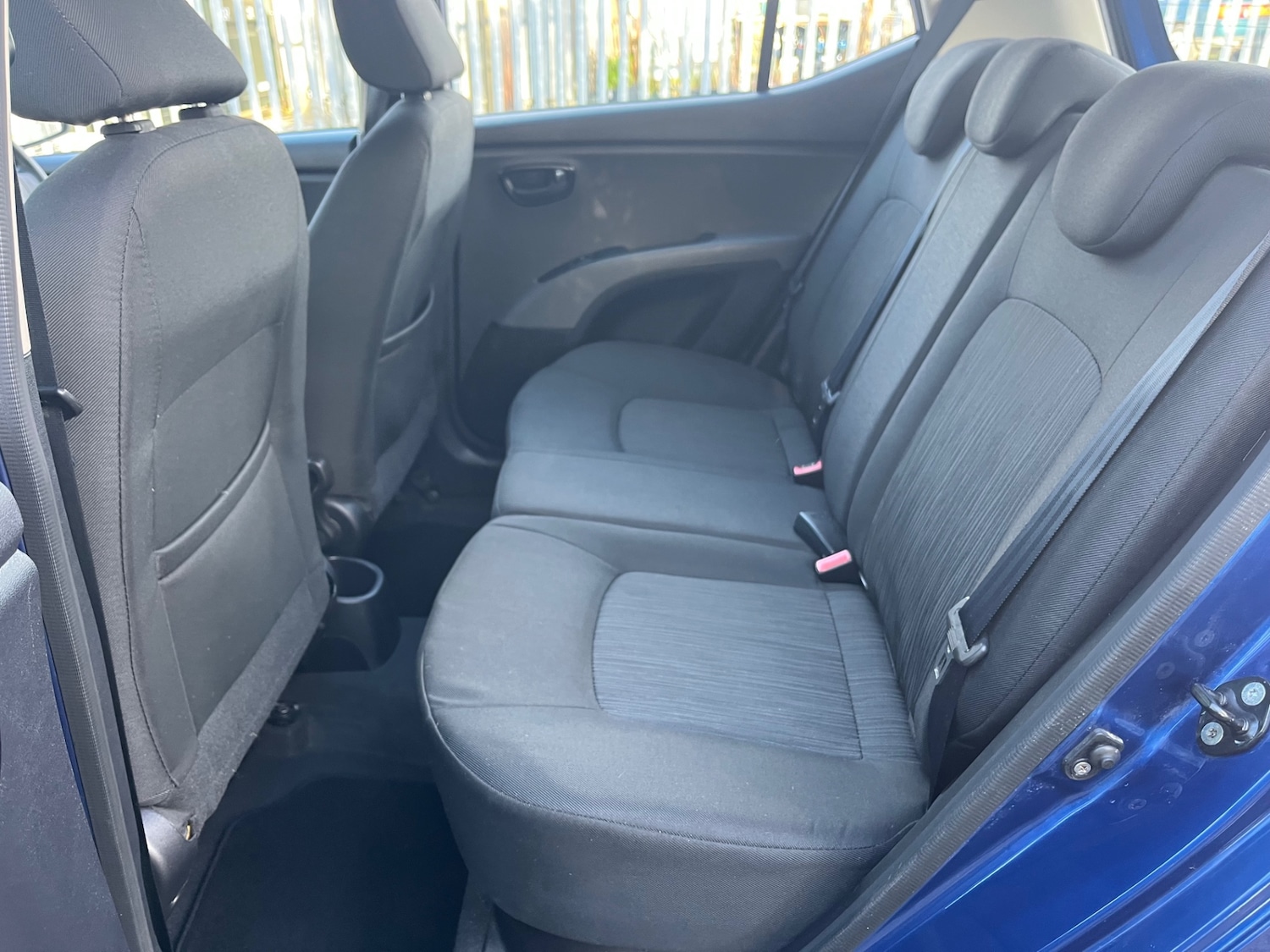 Used Hyundai i10 2011 for sale - 77432240: Photo 9